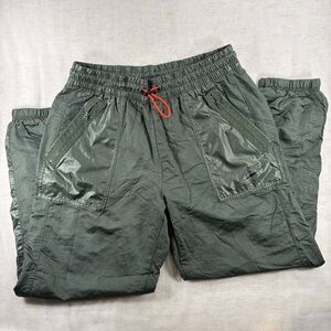 Nike Men’s Green Nylon Jogger Pants Size S Drawstring Zip Pockets